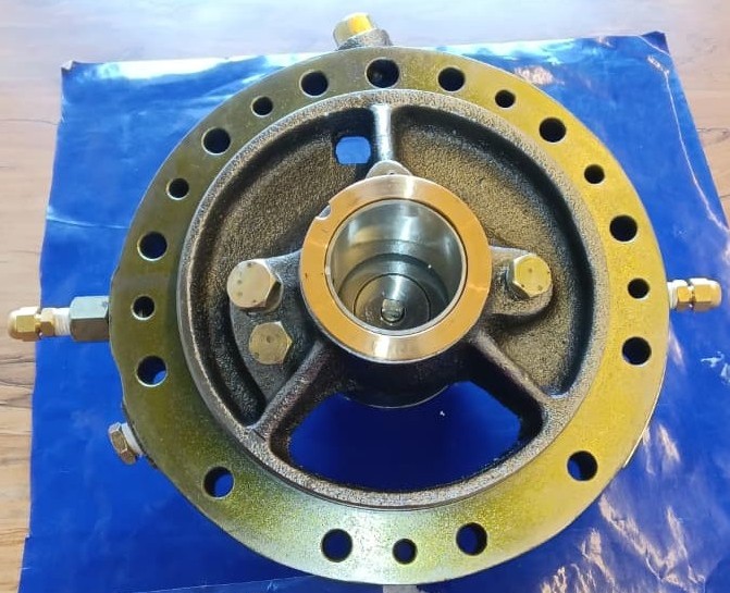 pump-end-cover-with-oil-pump-assembly